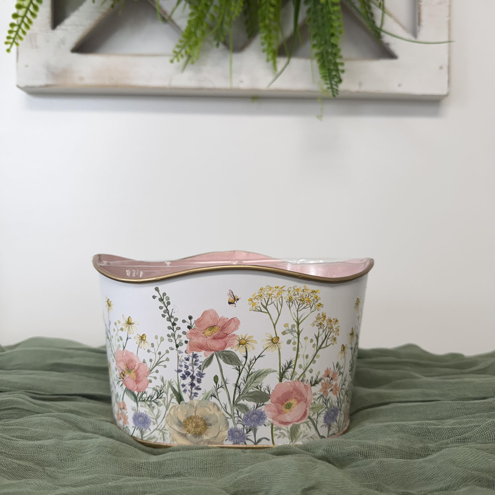 Small Floral Metal Planter, Wildflower Bee Garden Container, Pink Interior Planter, Spring Farmhouse Decor