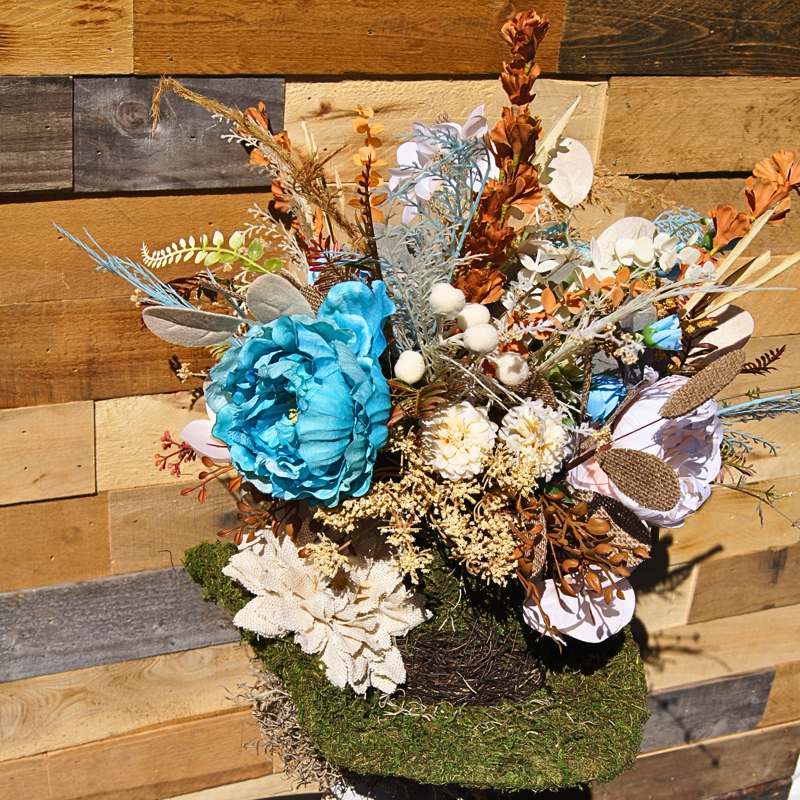 Boho Moss Cowboy Hat Floral Arrangement with Dried and Faux Flowers – Rustic Western Home Décor