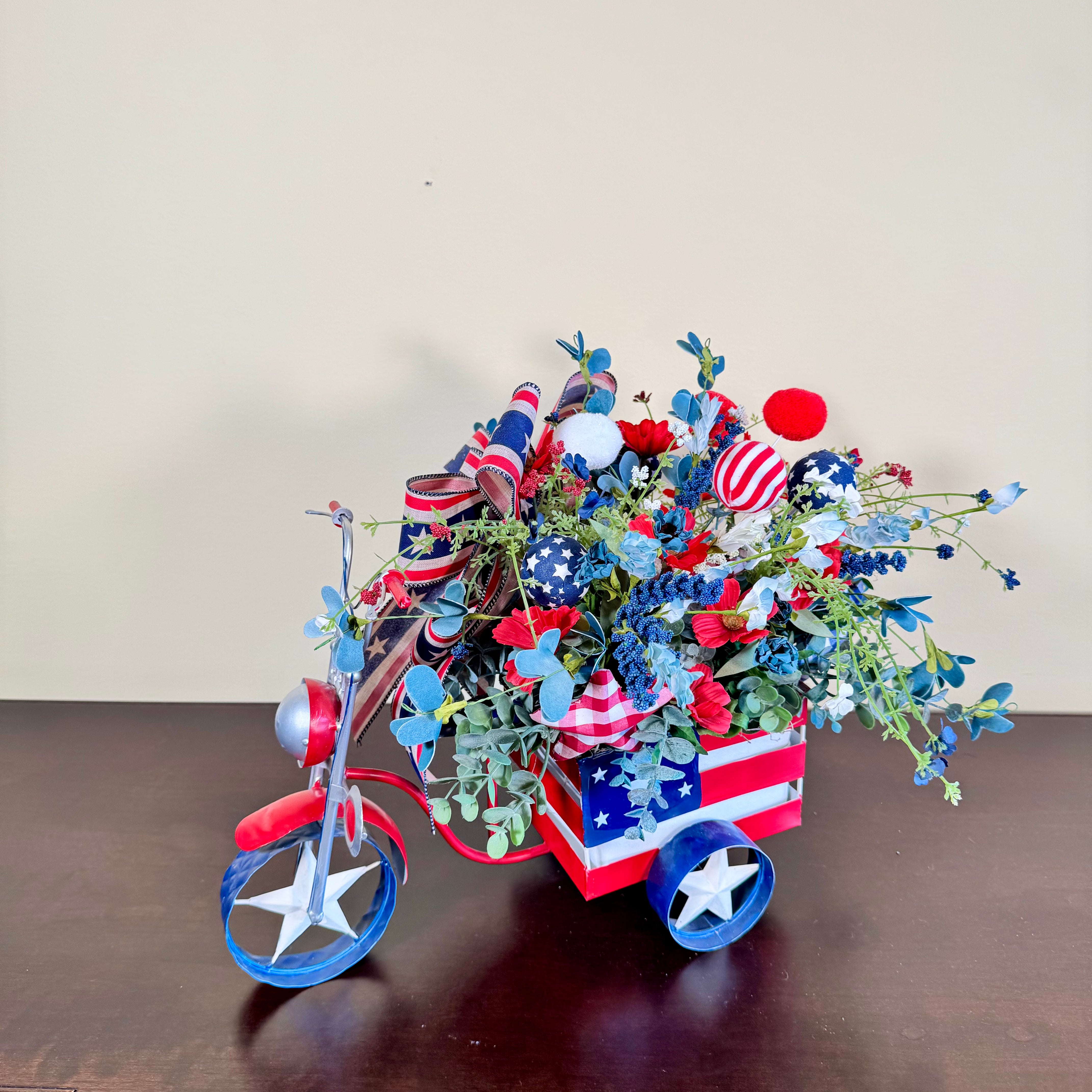 Patriotic Tricycle Floral Arrangement – Handmade Americana Centerpiece, Rustic Red, White & Blue 4th of July Decor with Star Ribbon